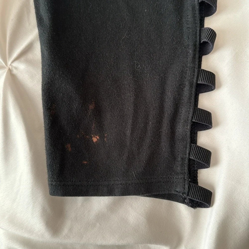 Victoria’s Secret Sport - black leggings with leg detail - Picture 3 of 4